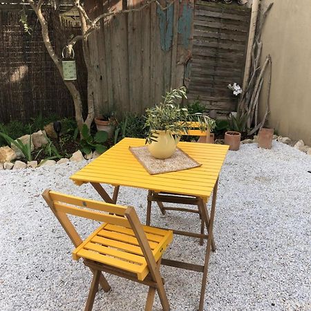 Parenthese Caumontoise . Apartment Luaran gambar
